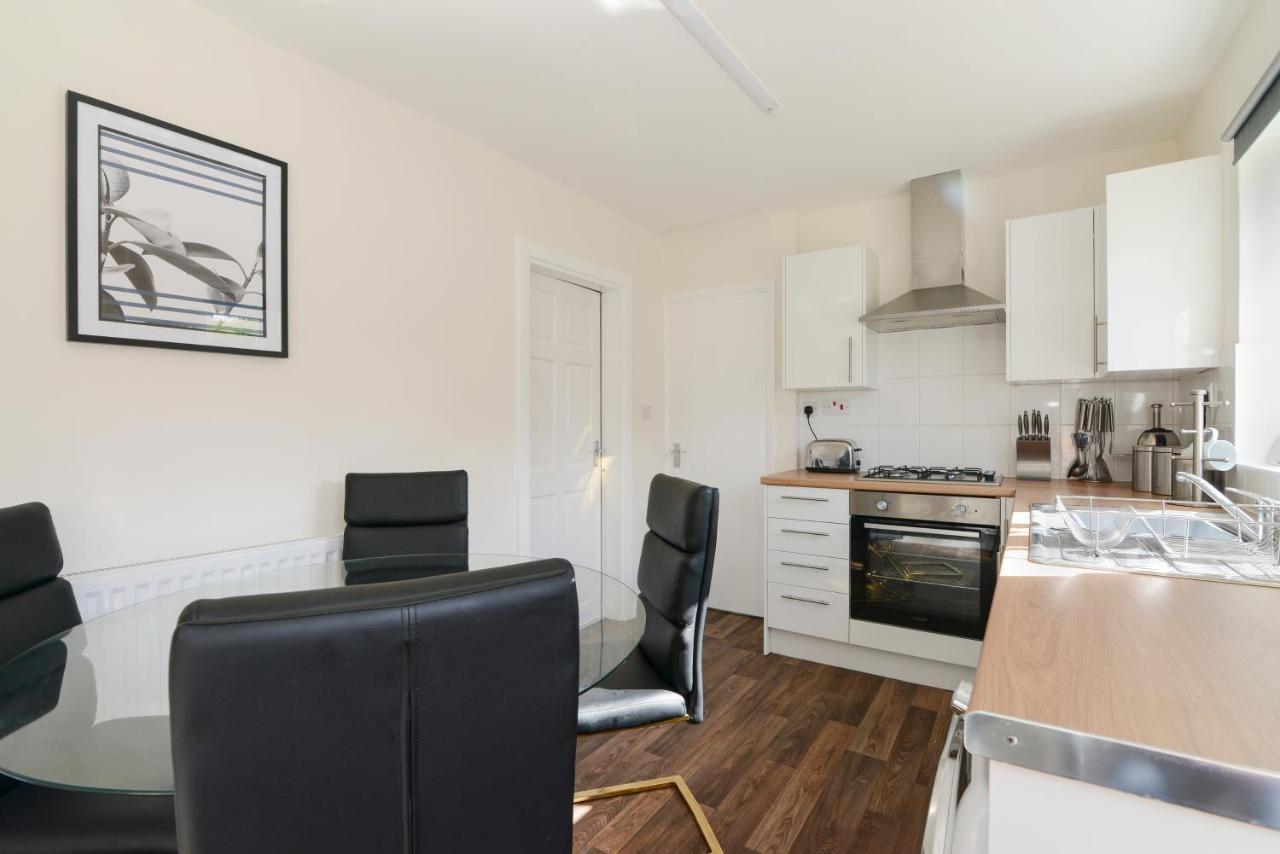 Alderton House - Spacious 3 Bed With Parking Nottingham Kültér fotó