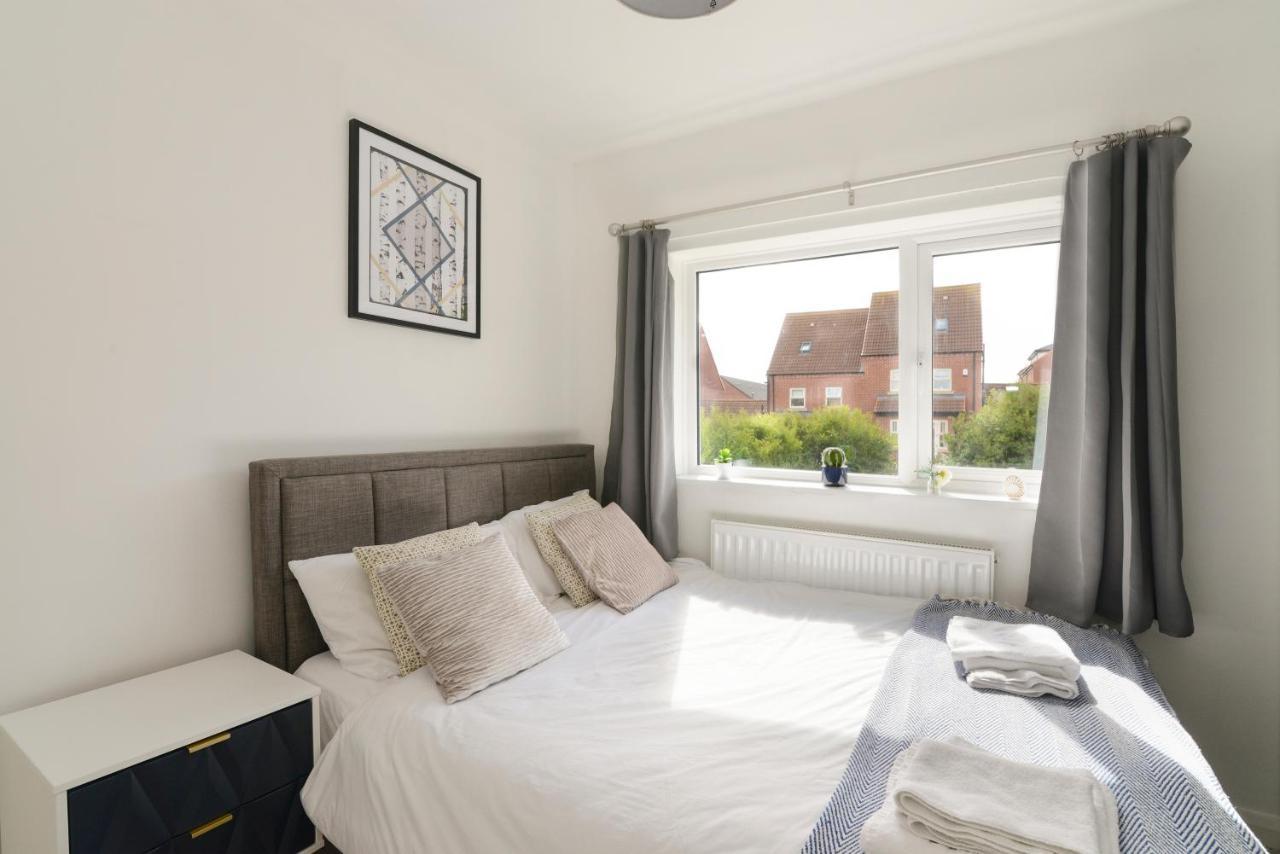 Alderton House - Spacious 3 Bed With Parking Nottingham Kültér fotó